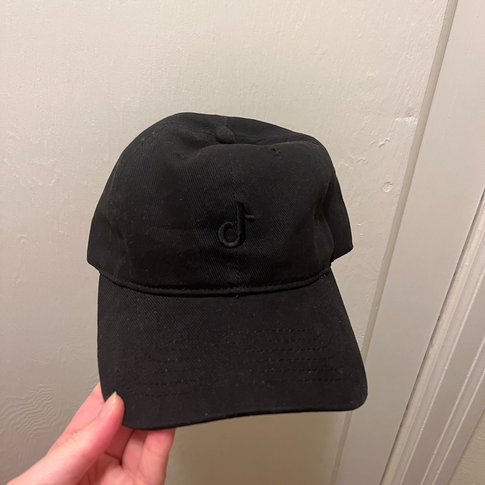 TikTok cap